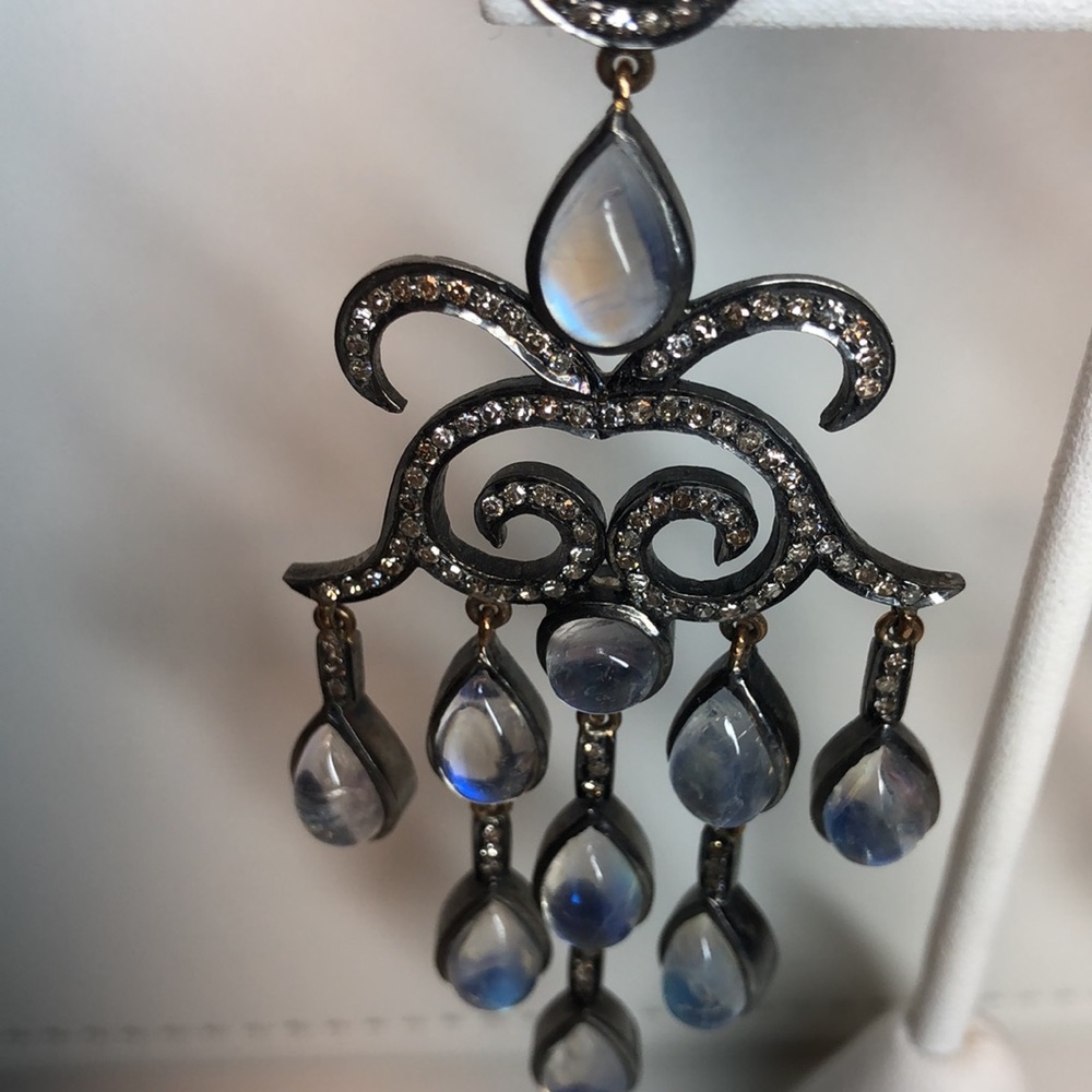 Monisha Melwani earrings - Picture 4 of 11